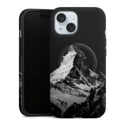 Montagnes enneigées