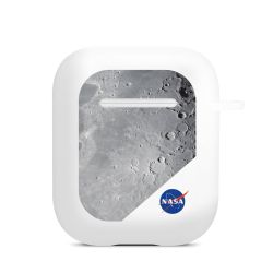 Apple AirPods Case white