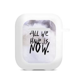 Apple AirPods Case white
