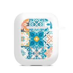 Apple AirPods Case white