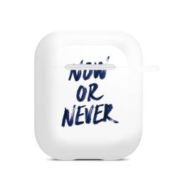 Apple AirPods Case white