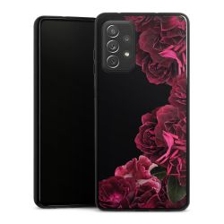 Rose vintage su nero