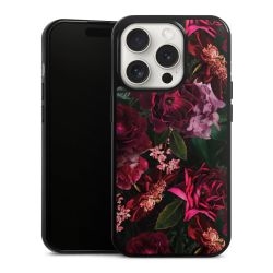 Dunkelrote und rosa Blüten