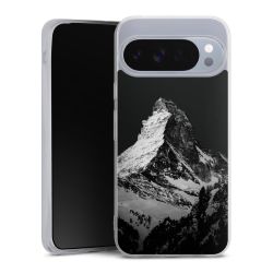 Montagnes enneigées