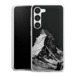 Montagnes enneigées