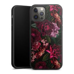 Dunkelrote und rosa Blüten
