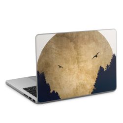 Deux oiseaux et la lune