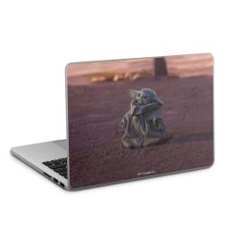 The Child schaut nach oben