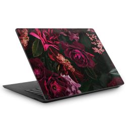 Dunkelrote und rosa Blüten