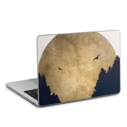 Deux oiseaux et la lune