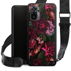 Dunkelrote und rosa Blüten