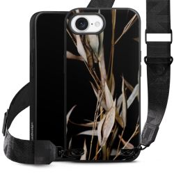 Organic Carry Case mit MagSafe schwarz Gurtband schwarz