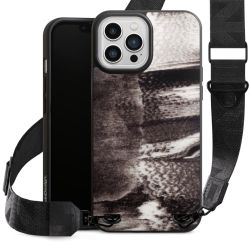 Organic Carry Case mit MagSafe schwarz Gurtband schwarz