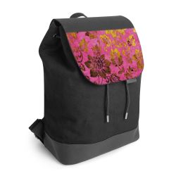 Backpack with flap black