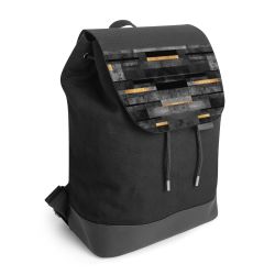 Backpack with flap black