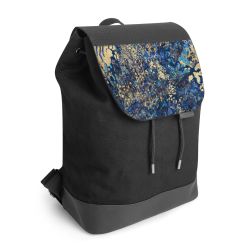 Backpack with flap black