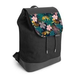 Backpack with flap black