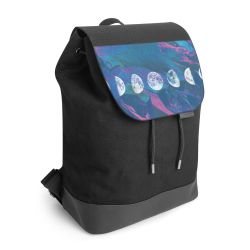 Backpack with flap black