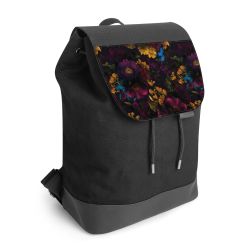 Backpack with flap black