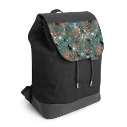 Backpack with flap black