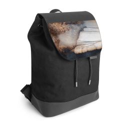 Backpack with flap black