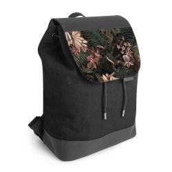 Backpack with flap black