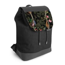 Backpack with flap black