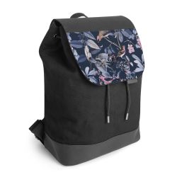 Backpack with flap black