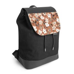 Backpack with flap black