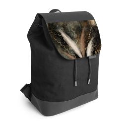 Backpack with flap black