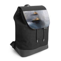 Backpack with flap black