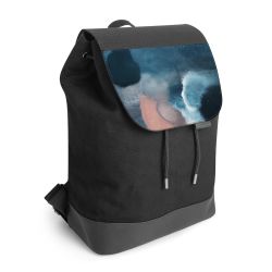 Backpack with flap black