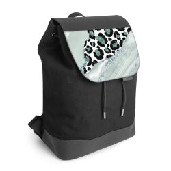 Backpack with flap black