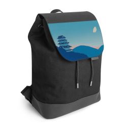 Backpack with flap black