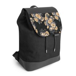 Backpack with flap black