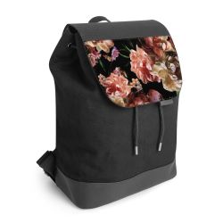 Backpack with flap black