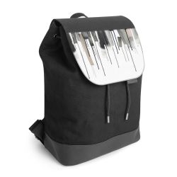 Backpack with flap black