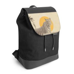 Backpack with flap black