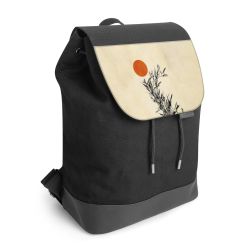 Backpack with flap black