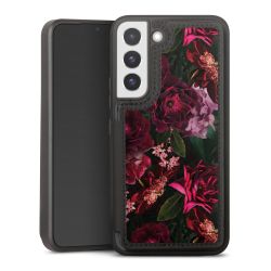 Dunkelrote und rosa Blüten