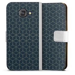 Sideflip with flap white