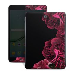 Rose vintage su nero