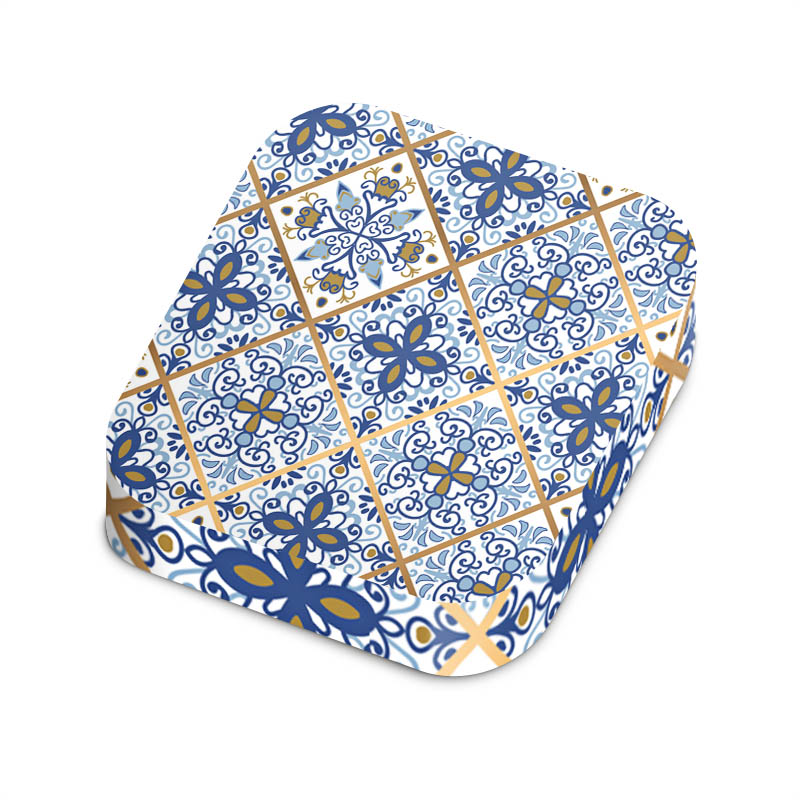 Mosaic Blue-Gold Look