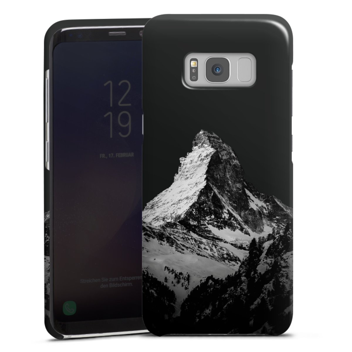 Montagnes enneigées