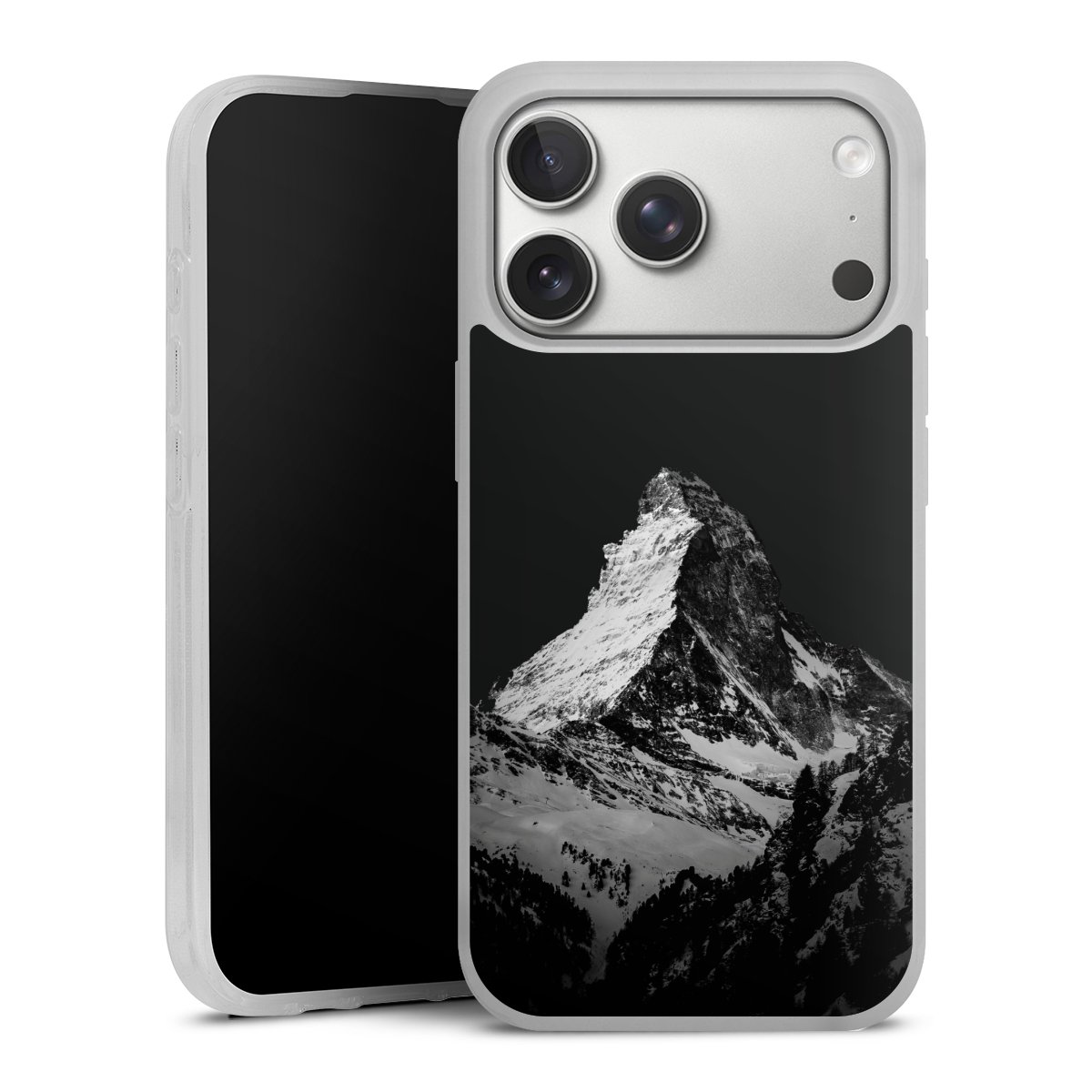 Montagnes enneigées