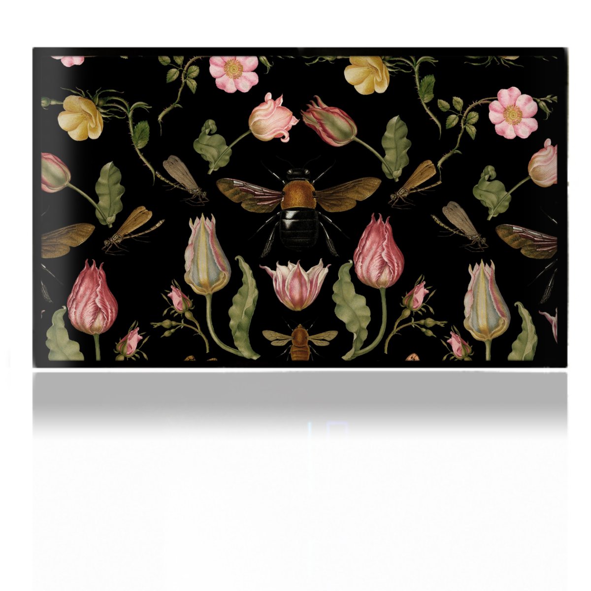 Fiori di campo e api nere