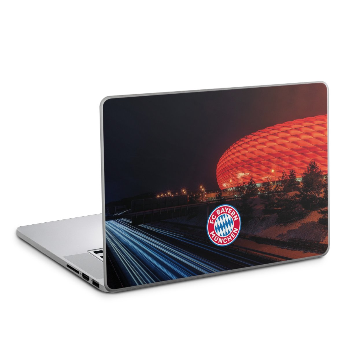 Allianz Arena bei Nacht FCB