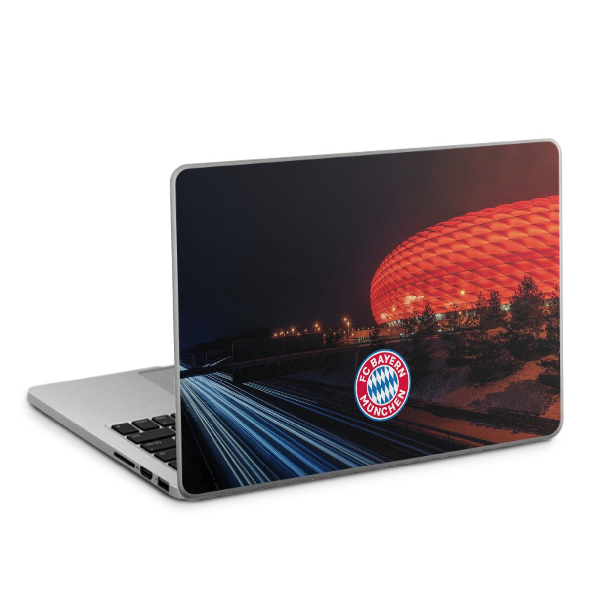 Allianz Arena bei Nacht FCB