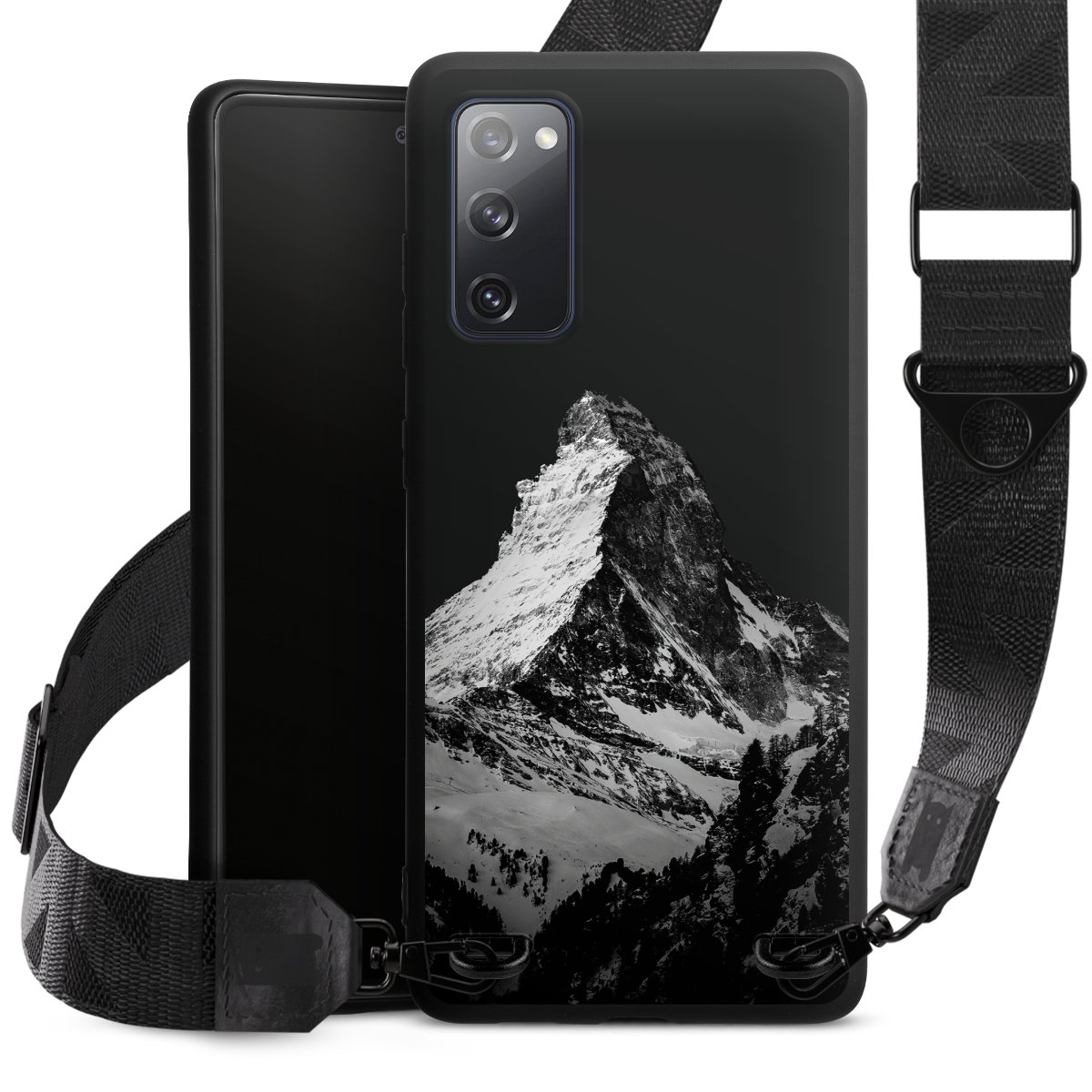 Montagnes enneigées