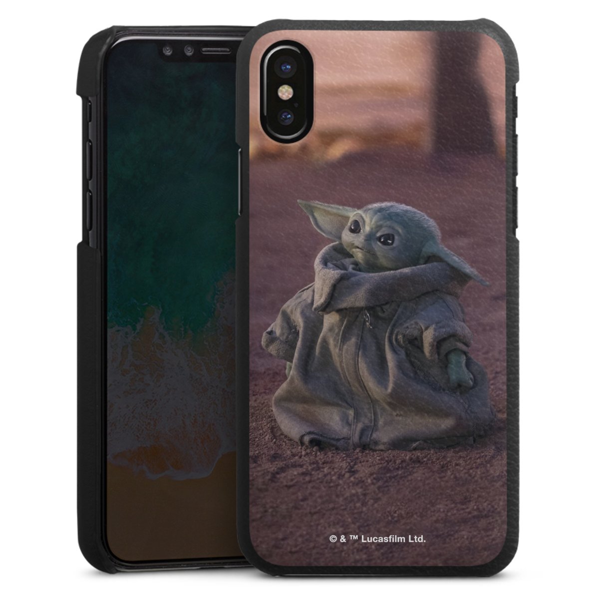 The Child schaut nach oben